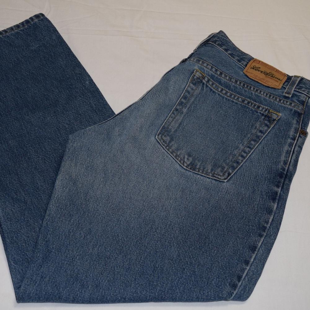 Levi Strauss Signature Women's Jeans 35 1/2x31 XL?